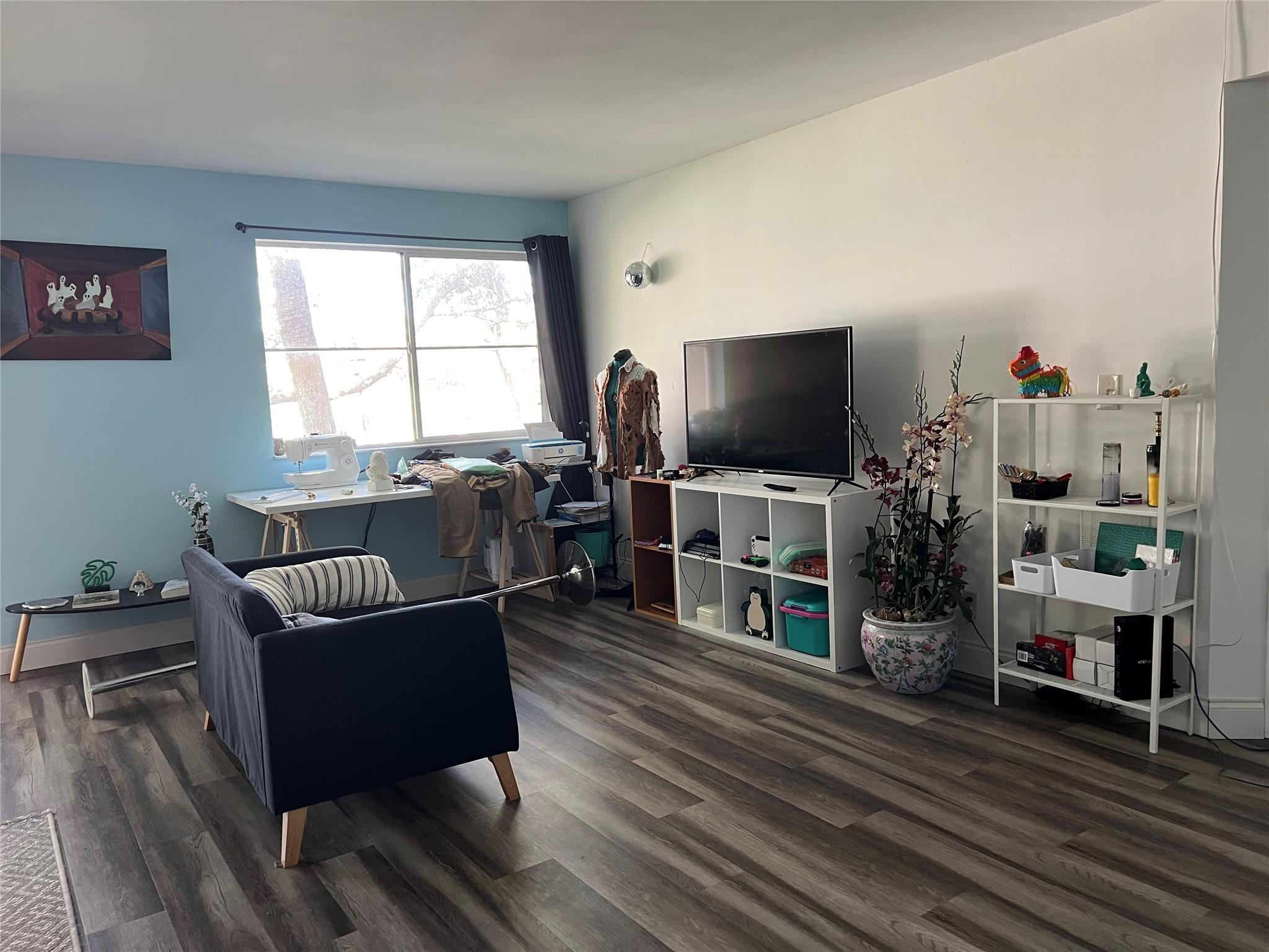 9901 Westview Dr Unit: 327