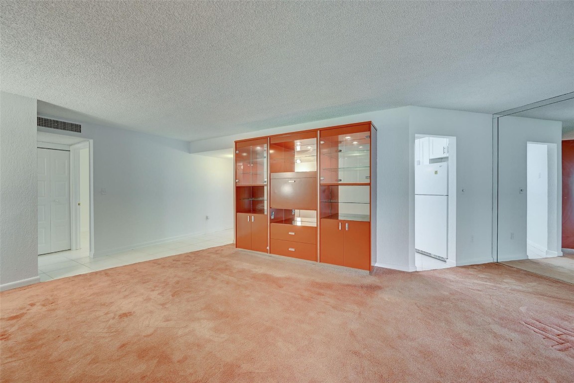 6555 W Broward Blvd Unit: 203