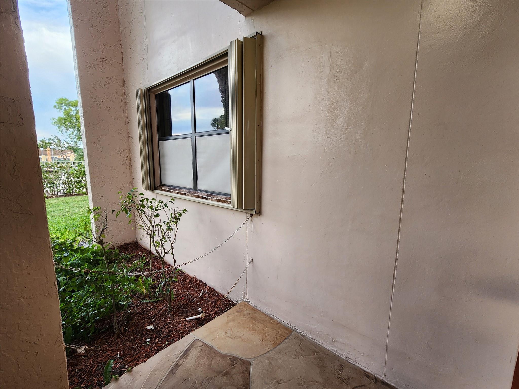 10180 NW 30th Ct Unit: 101