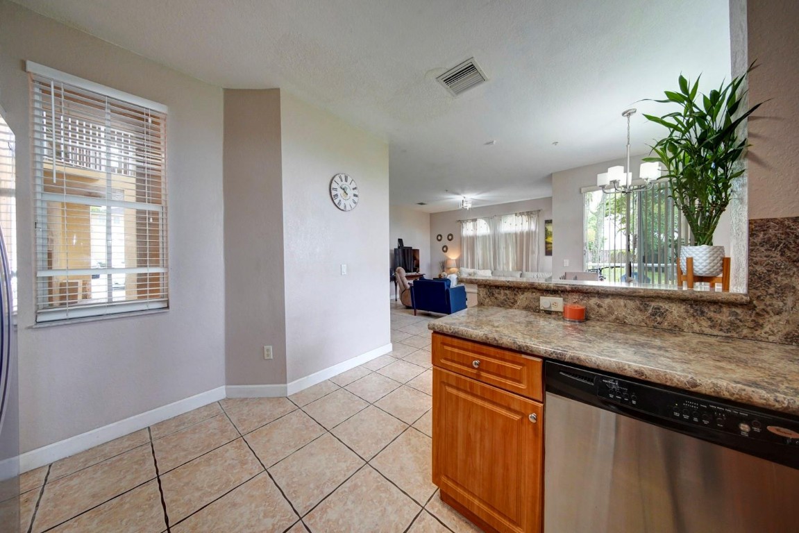 4361 SW 160th Ave Unit: 100