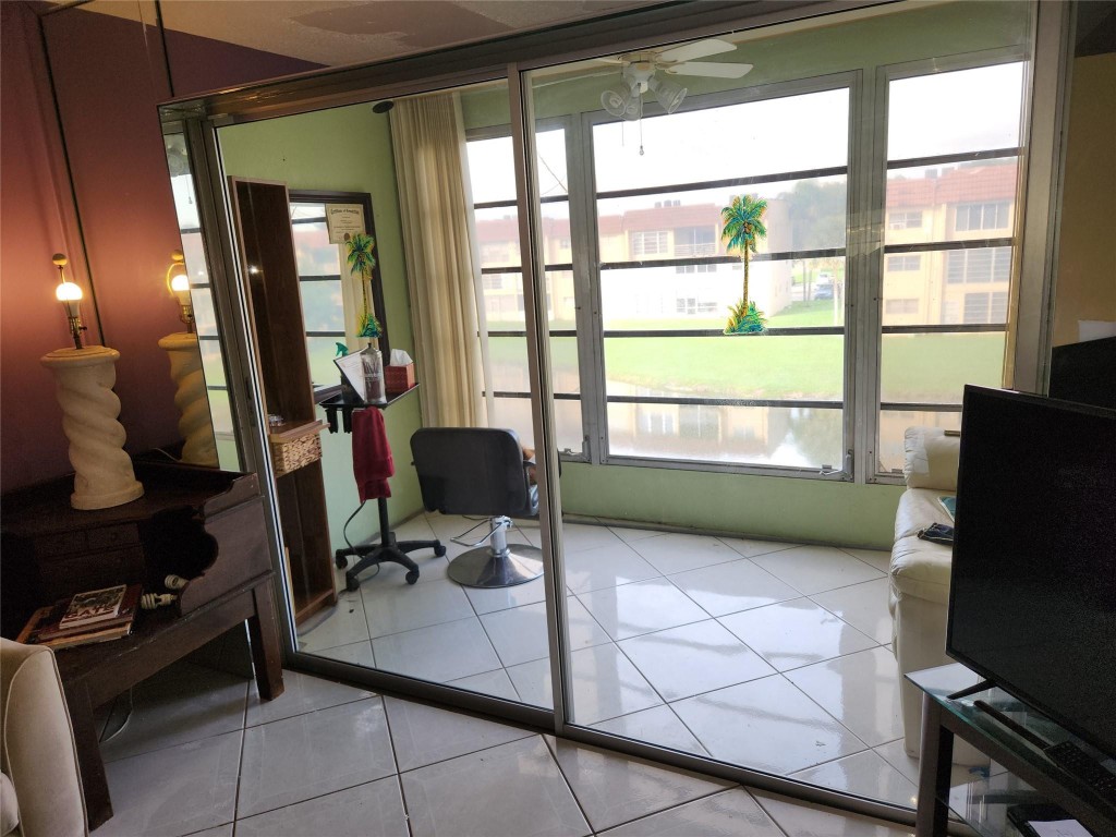 8891 Sunrise Lakes Blvd Unit: 308