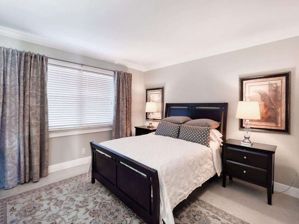 3204 PORTOFINO Unit: B2