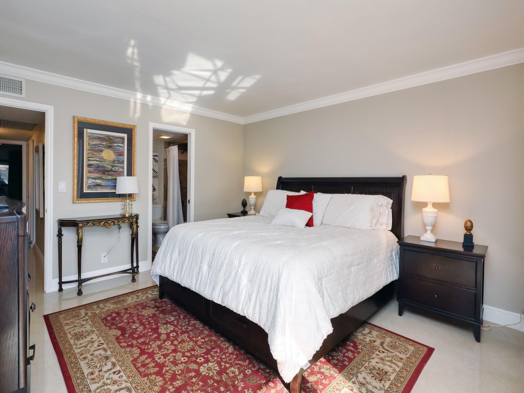 3204 PORTOFINO Unit: B2