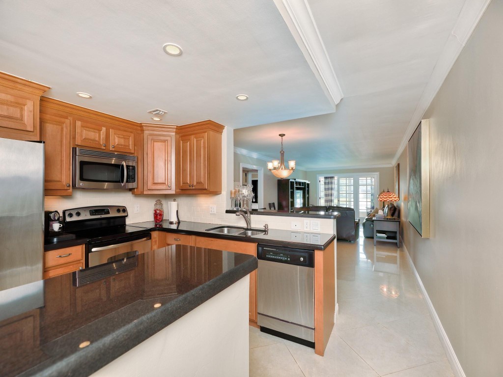 3204 PORTOFINO Unit: B2