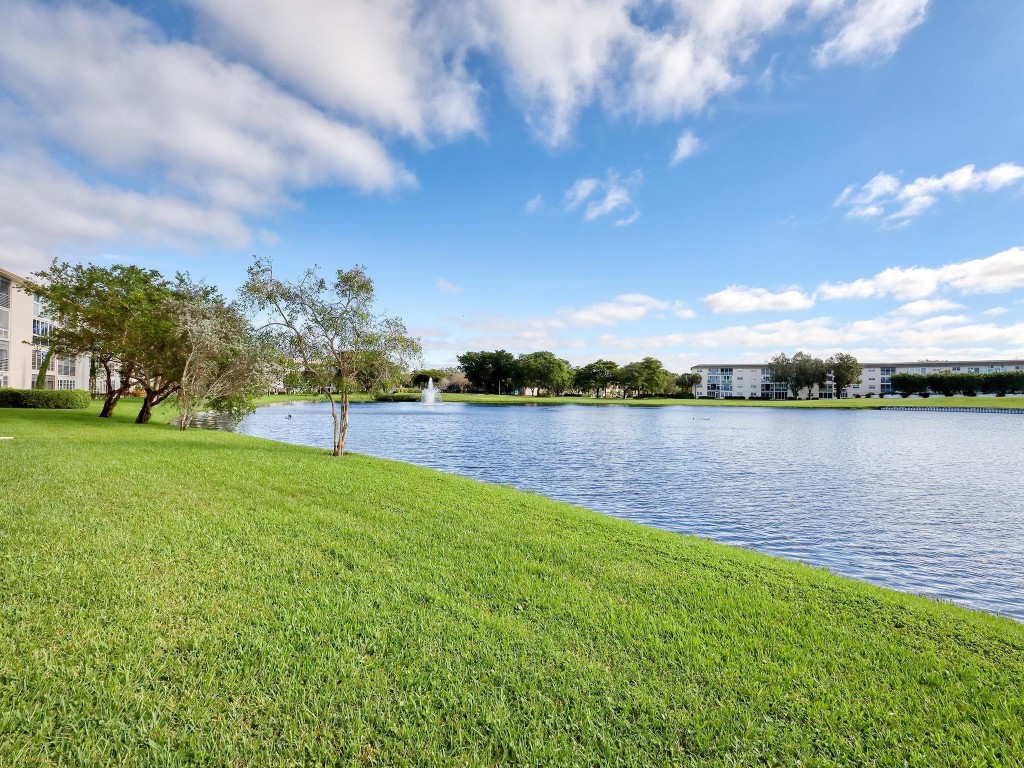 3204 PORTOFINO Unit: B2