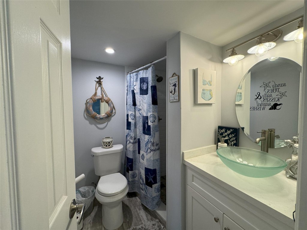 2860 NE 14th Street Cswy Unit: 106