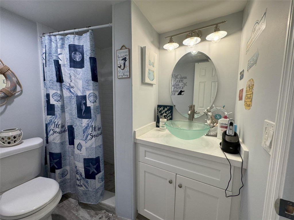 2860 NE 14th Street Cswy Unit: 106