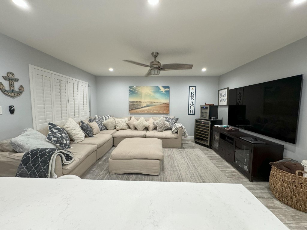 2860 NE 14th Street Cswy Unit: 106