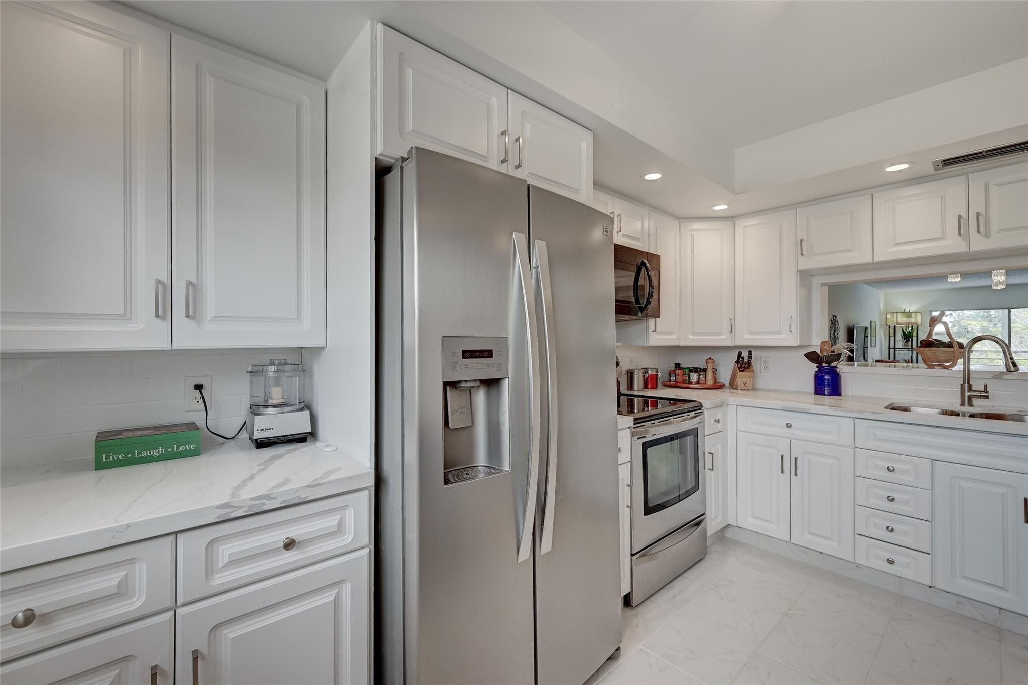 2404 Antigua Cir Unit: A4