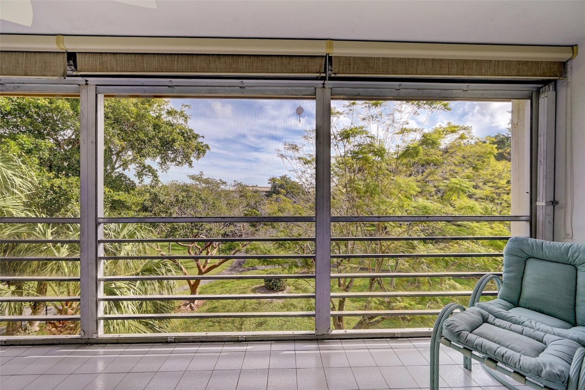 2404 Antigua Cir Unit: A4