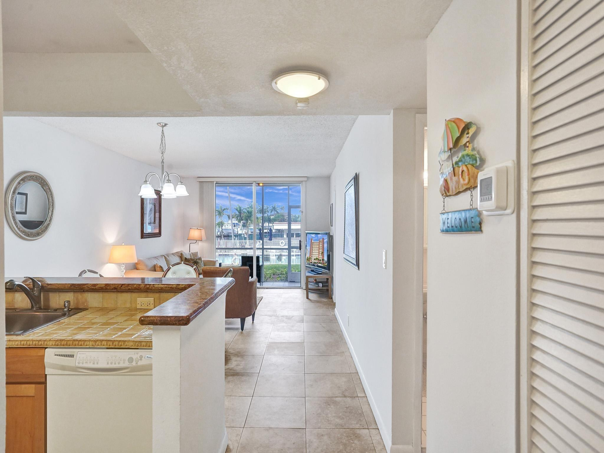 1391 S Ocean Blvd Unit: 102
