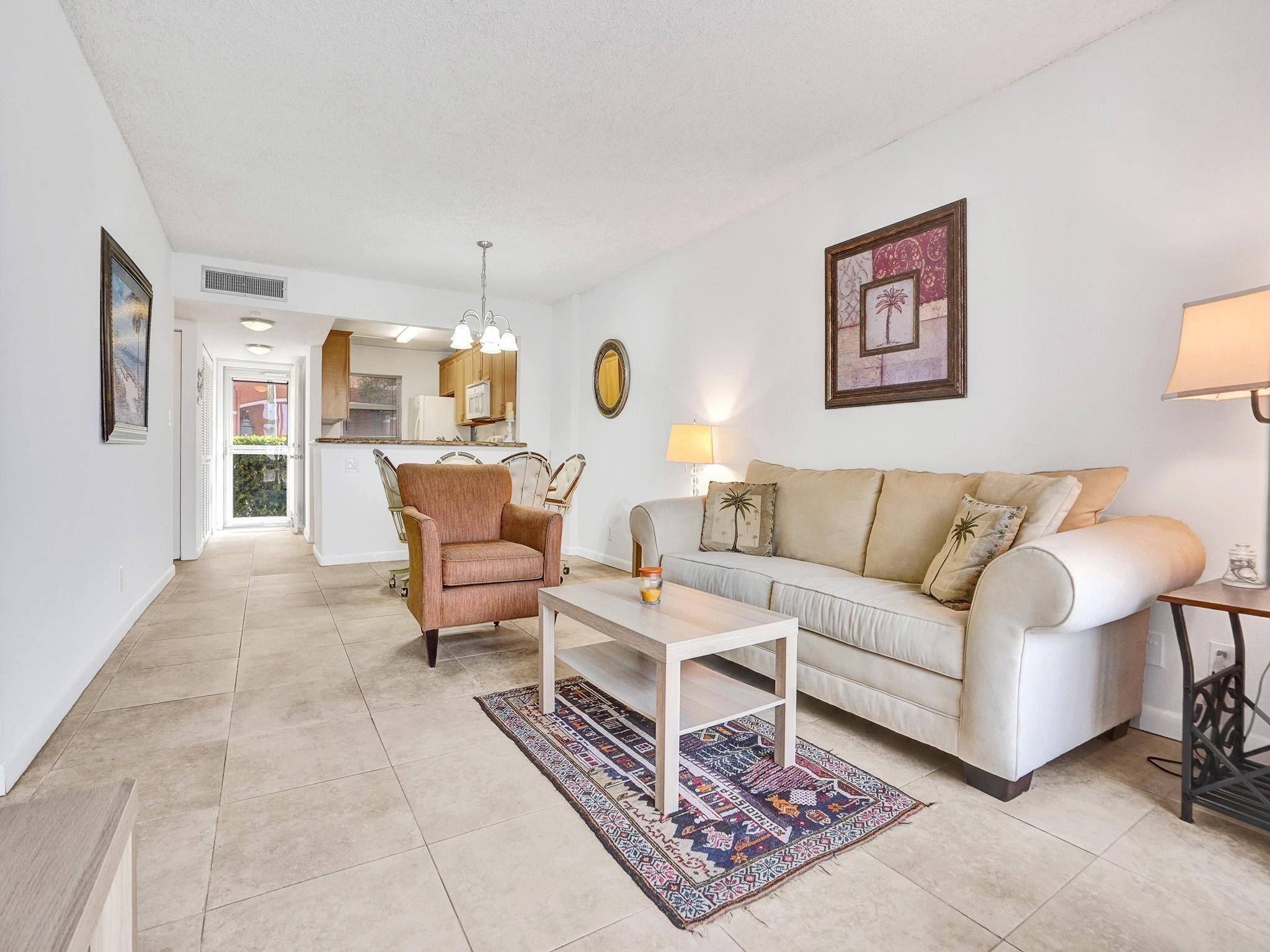 1391 S Ocean Blvd Unit: 102