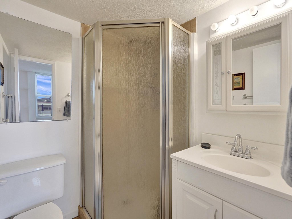 1391 S Ocean Blvd Unit: 102