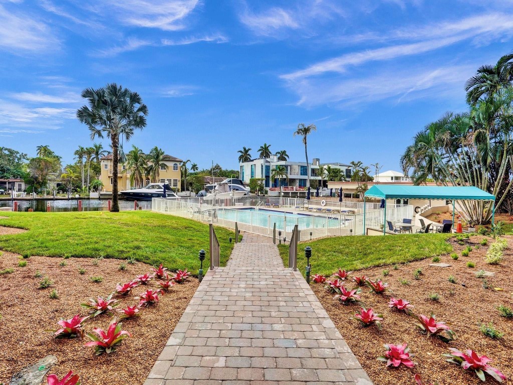 1391 S Ocean Blvd Unit: 102