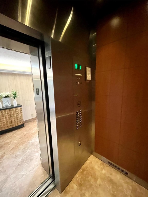 1391 S Ocean Blvd Unit: 102