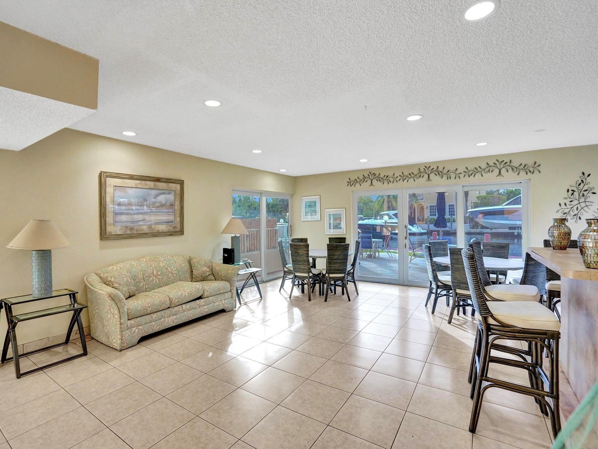 1391 S Ocean Blvd Unit: 102