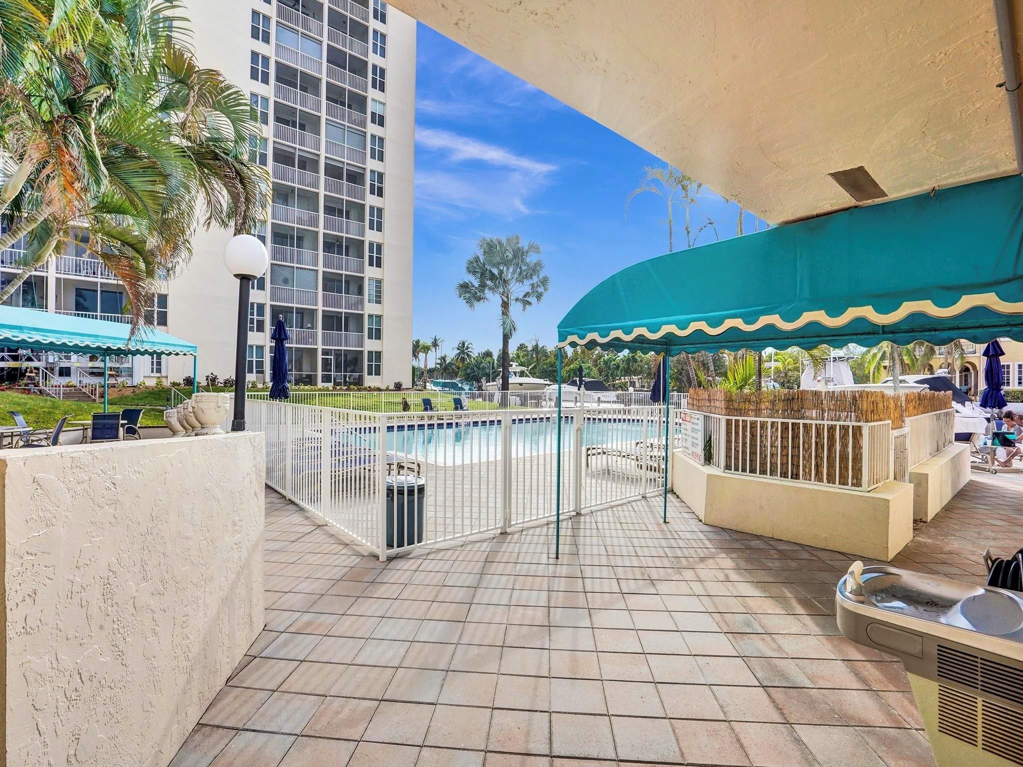 1391 S Ocean Blvd Unit: 102