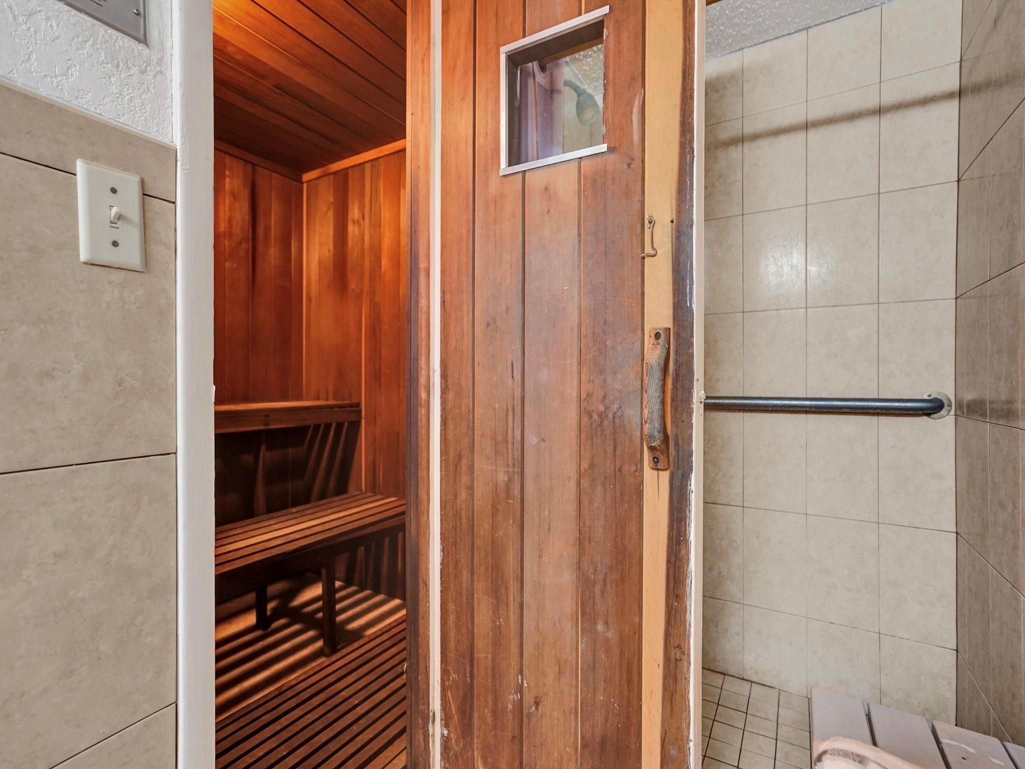 1391 S Ocean Blvd Unit: 102