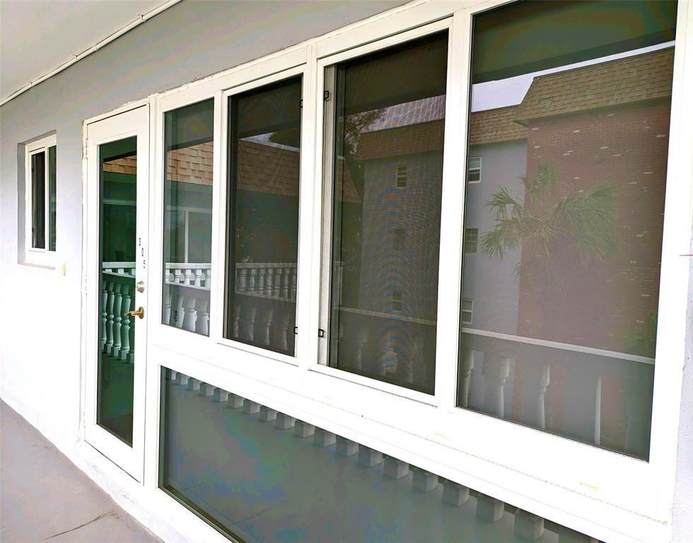 1971 SE 5th Ct Unit: 305E