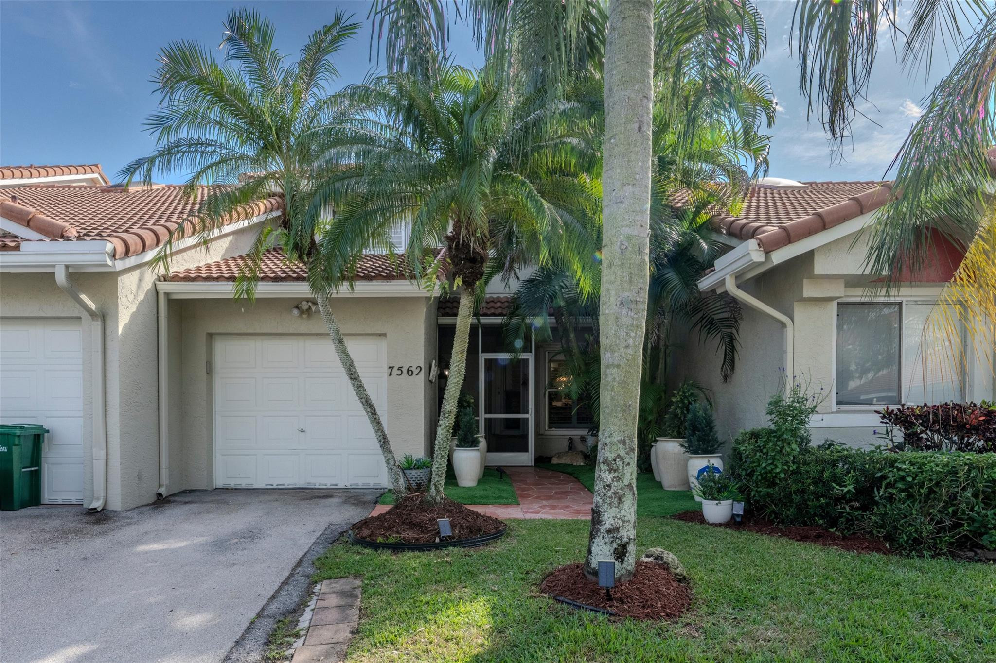 7562 S Pinewalk Dr Unit: 7562