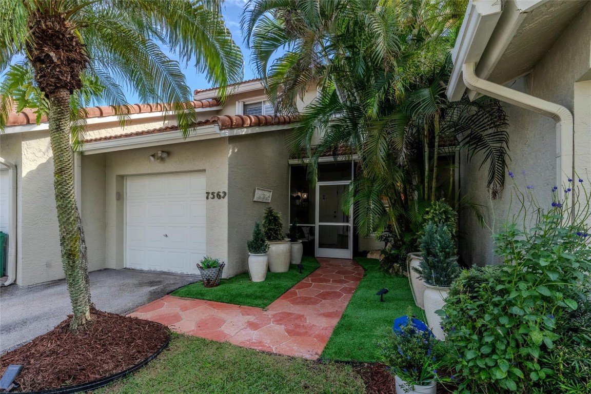 7562 S Pinewalk Dr Unit: 7562