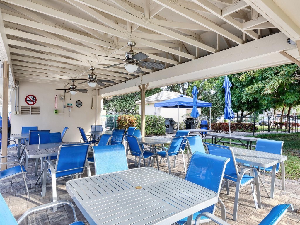 3306 Aruba Way Unit: d3