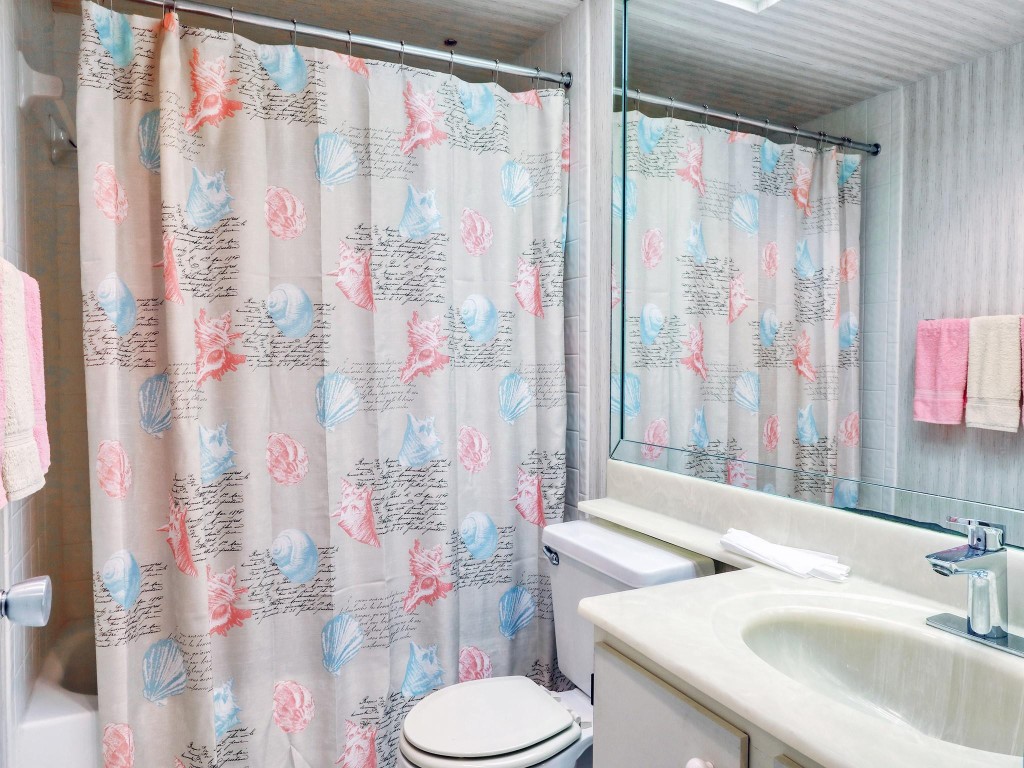 1801 Eleuthera Pt Unit: F1