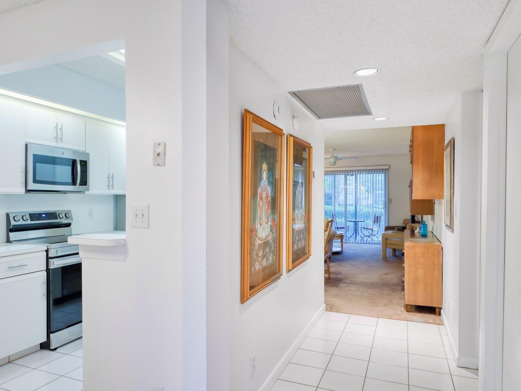 1801 Eleuthera Pt Unit: F1