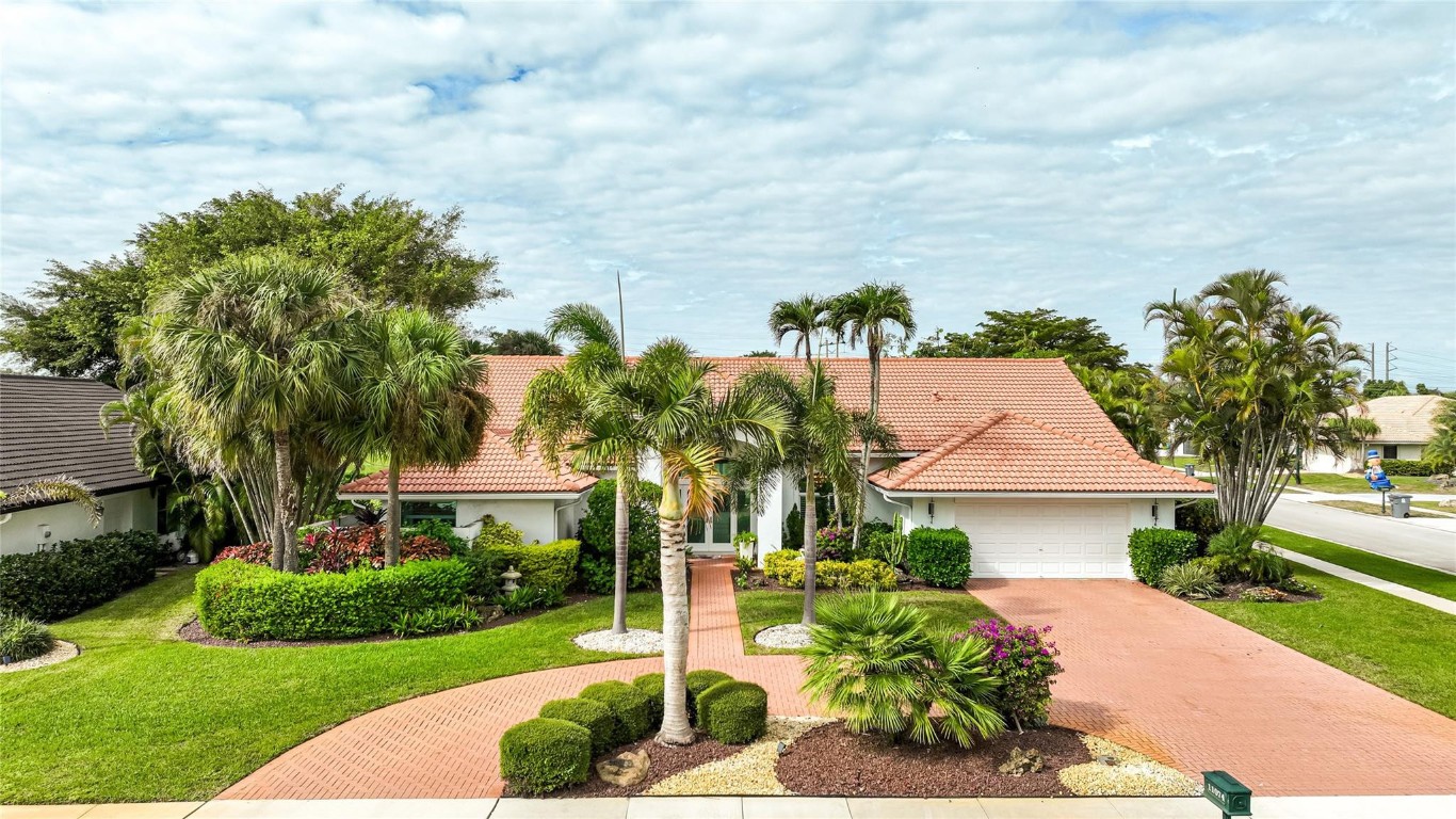 11074 Boca Woods Lane