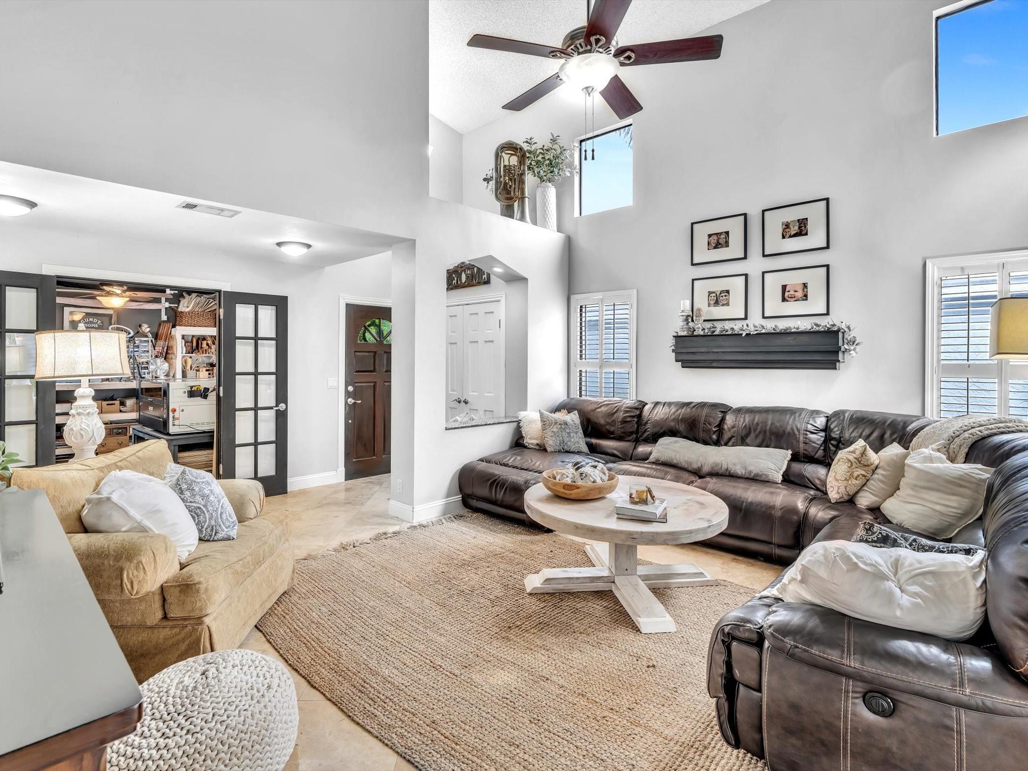 2041 NW 37th Ave