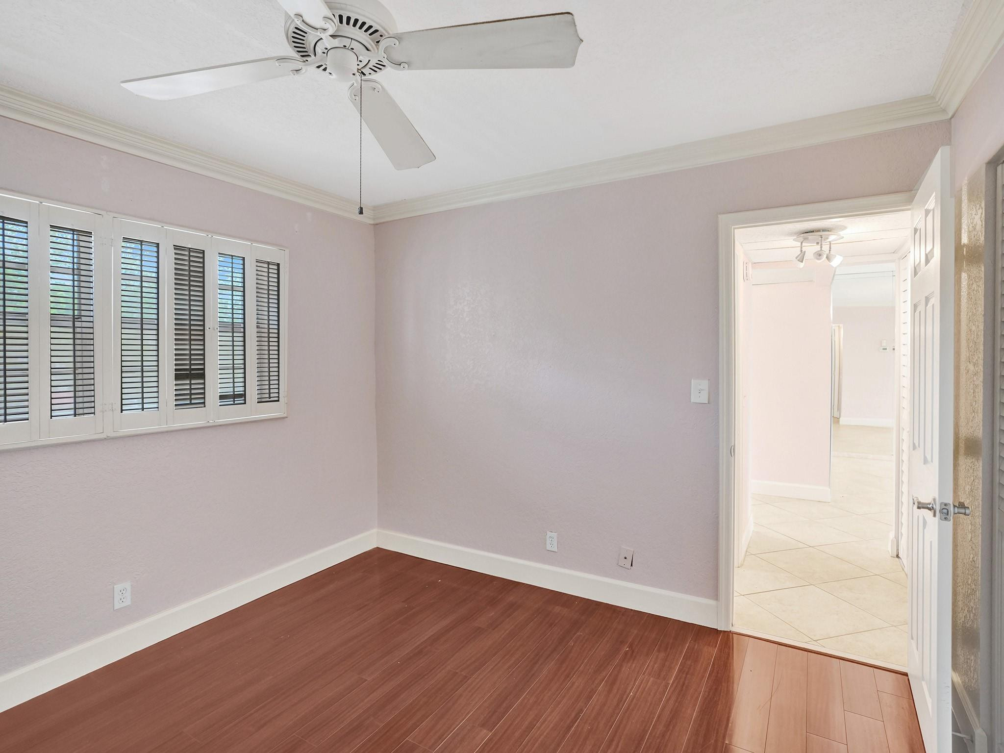 1035 NE Country Club Dr Unit: 1