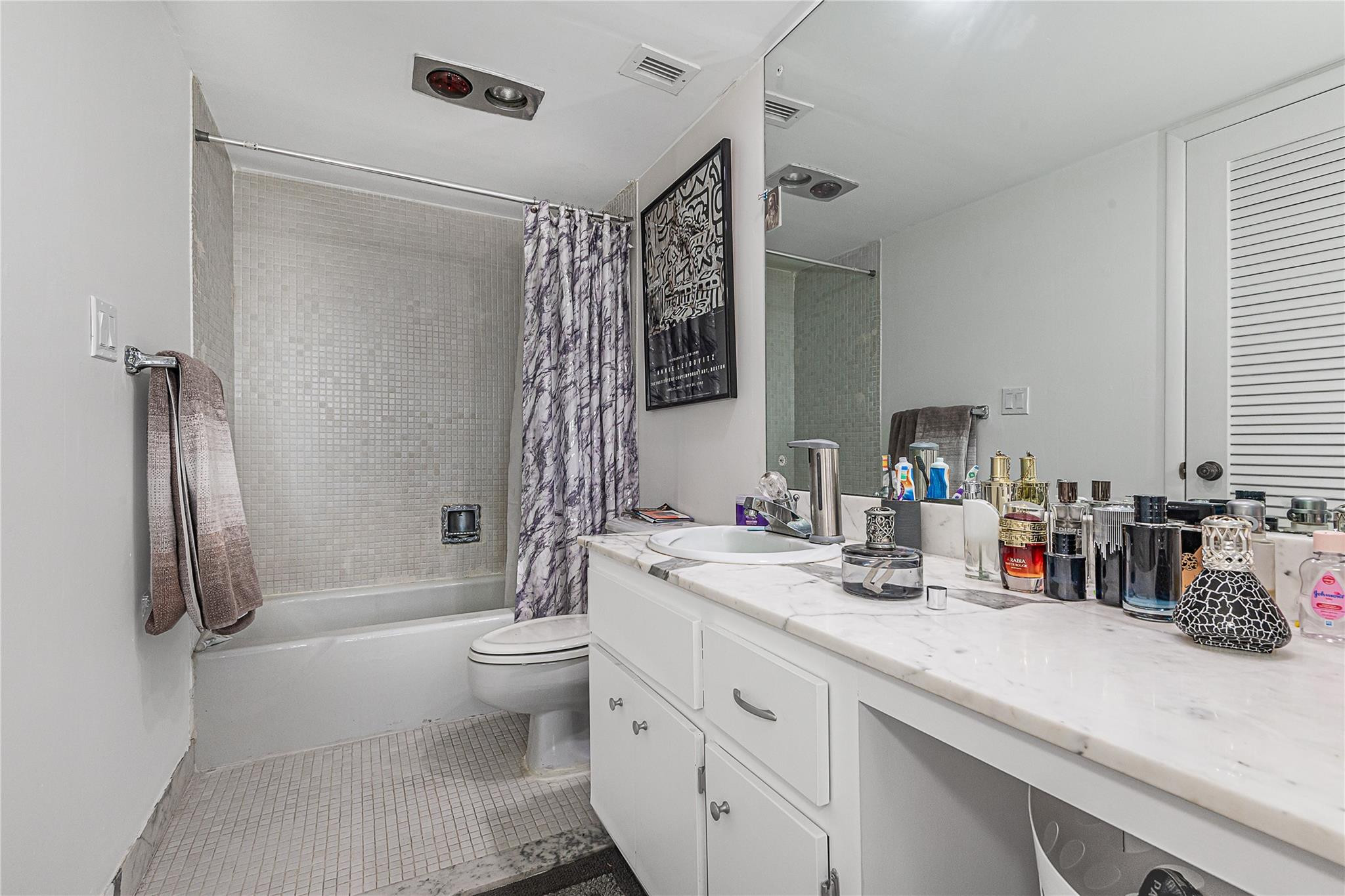 405 N Ocean Blvd Unit: 1025