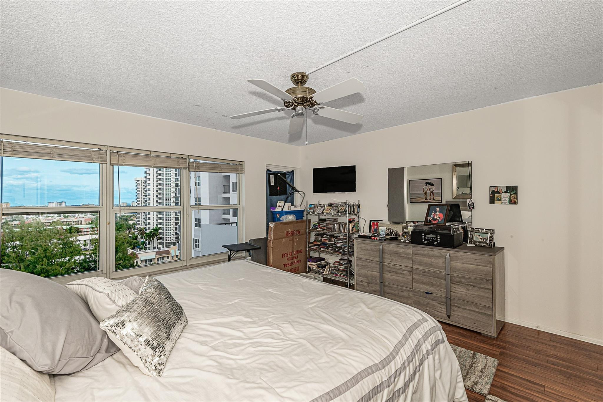 405 N Ocean Blvd Unit: 1025