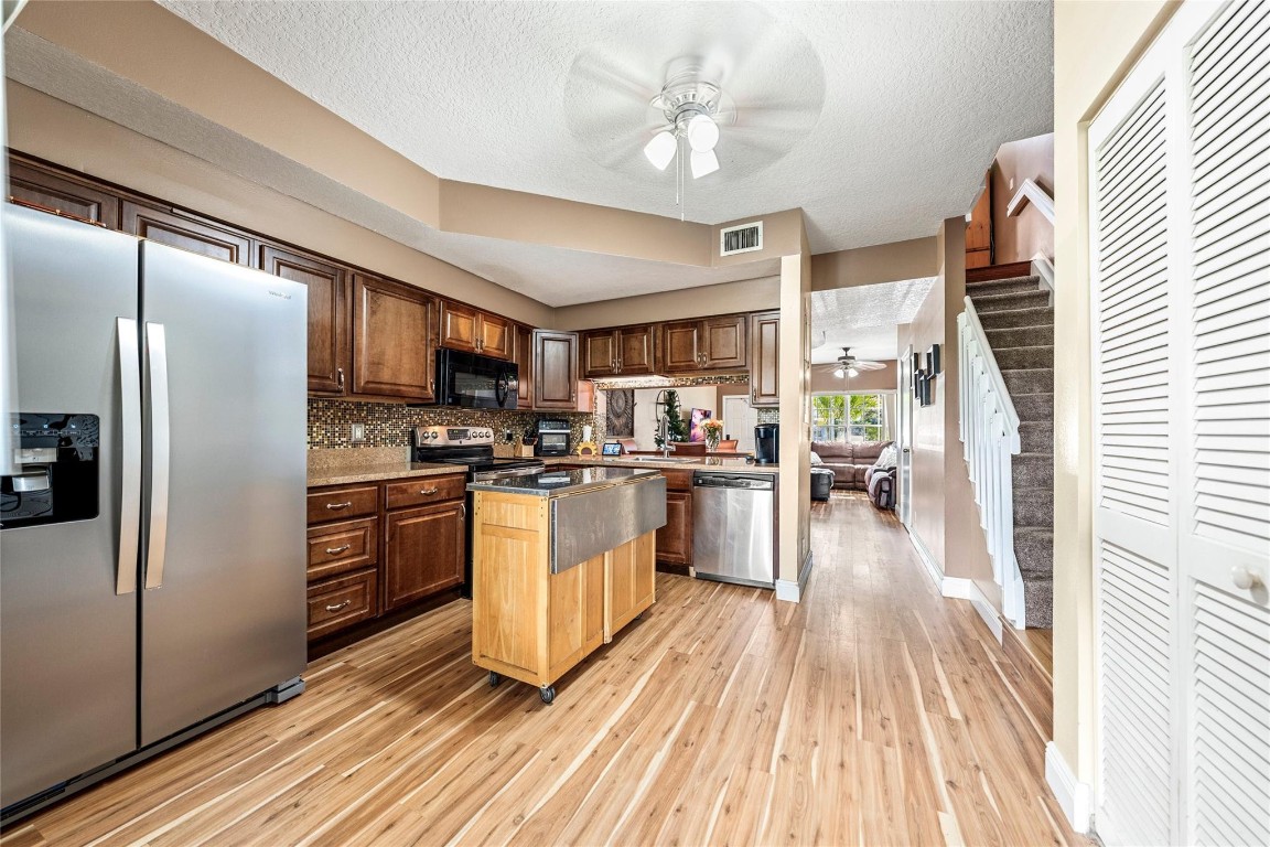 9931 NW 56th Pl Unit: 9931