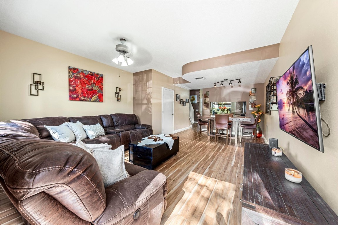 9931 NW 56th Pl Unit: 9931