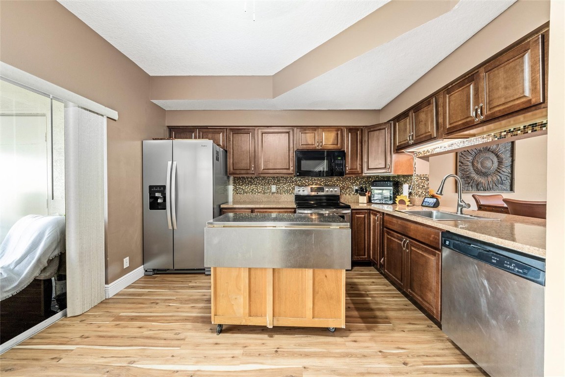 9931 NW 56th Pl Unit: 9931