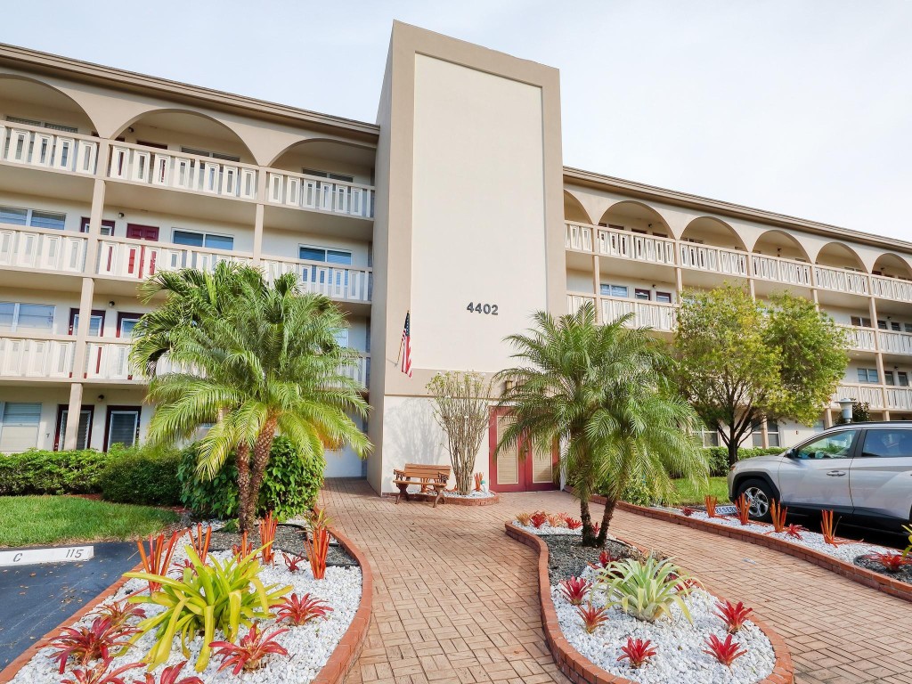 4402 Martinique Ct Unit: L2