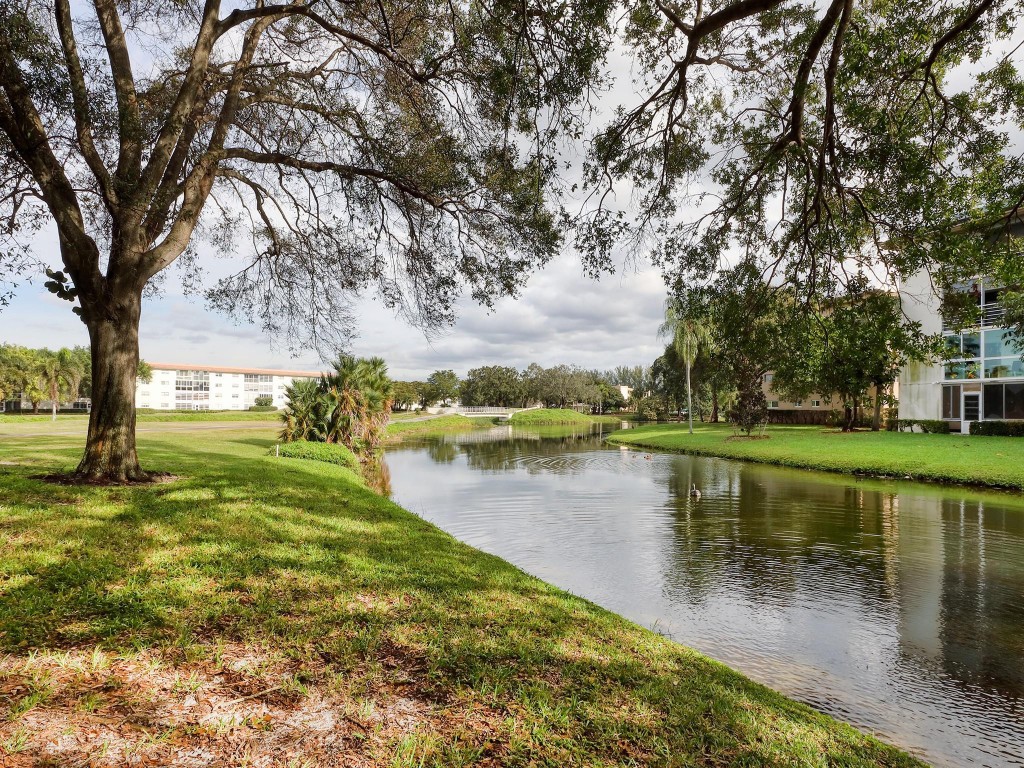 4402 Martinique Ct Unit: L2