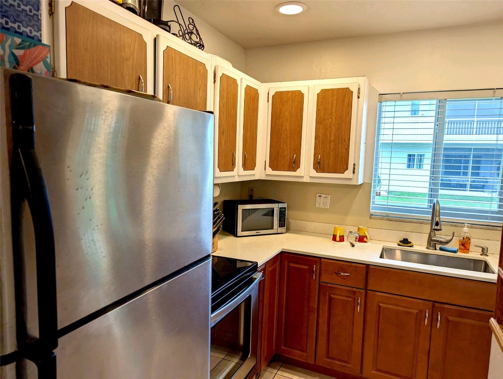 2100 NE 38th St Unit: 117