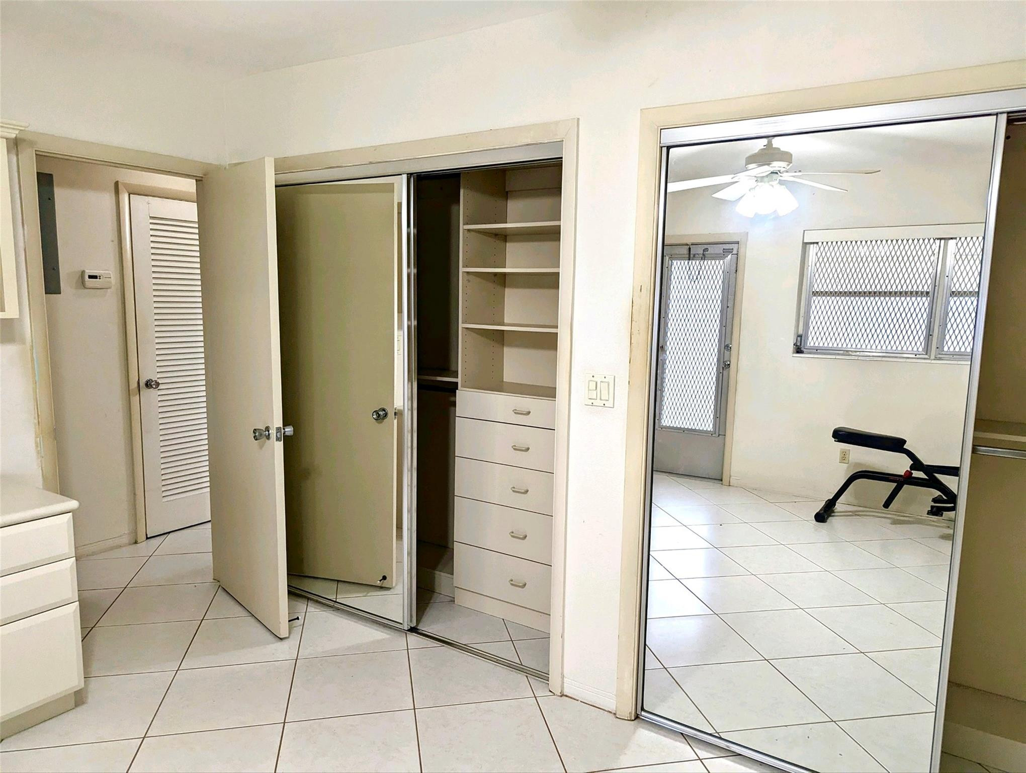 3850 NE 21st Ave Unit: 12