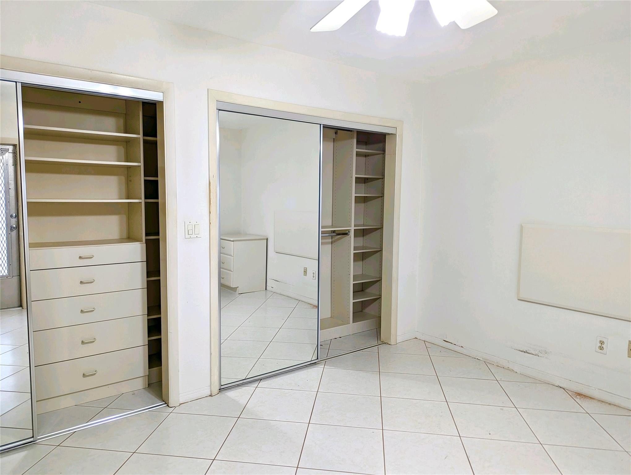 3850 NE 21st Ave Unit: 12