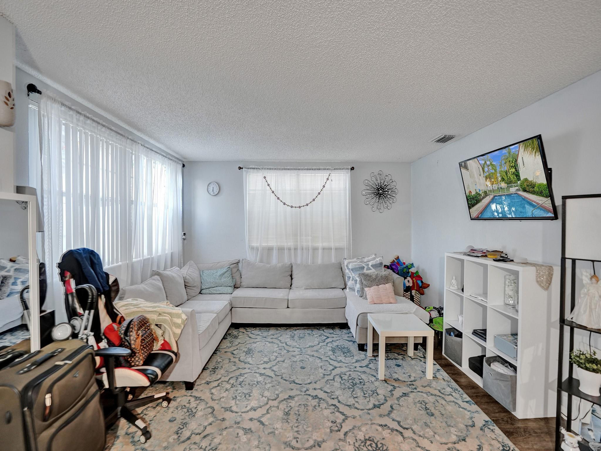 2828 Coral Springs Dr Unit: 2828