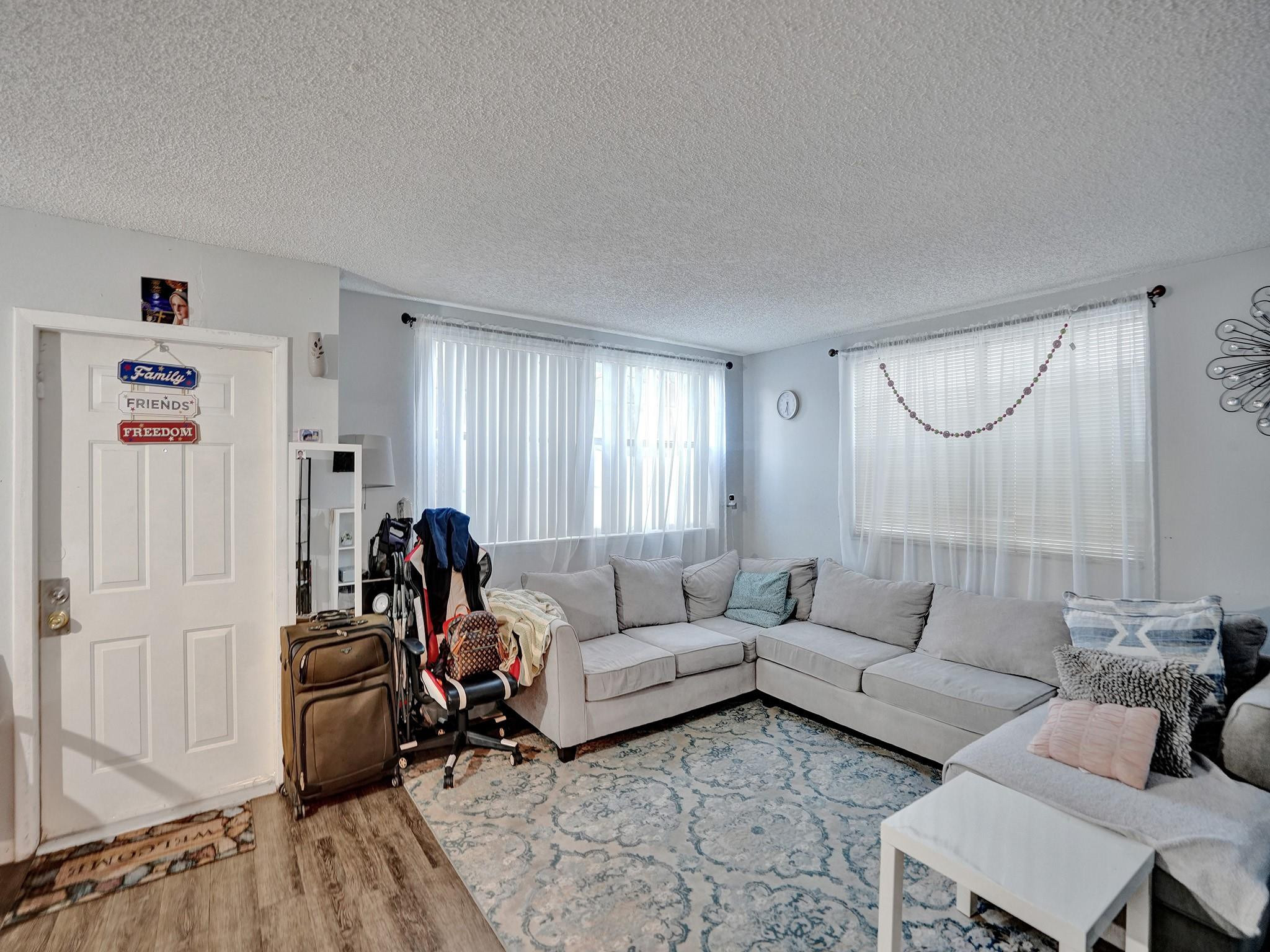 2828 Coral Springs Dr Unit: 2828