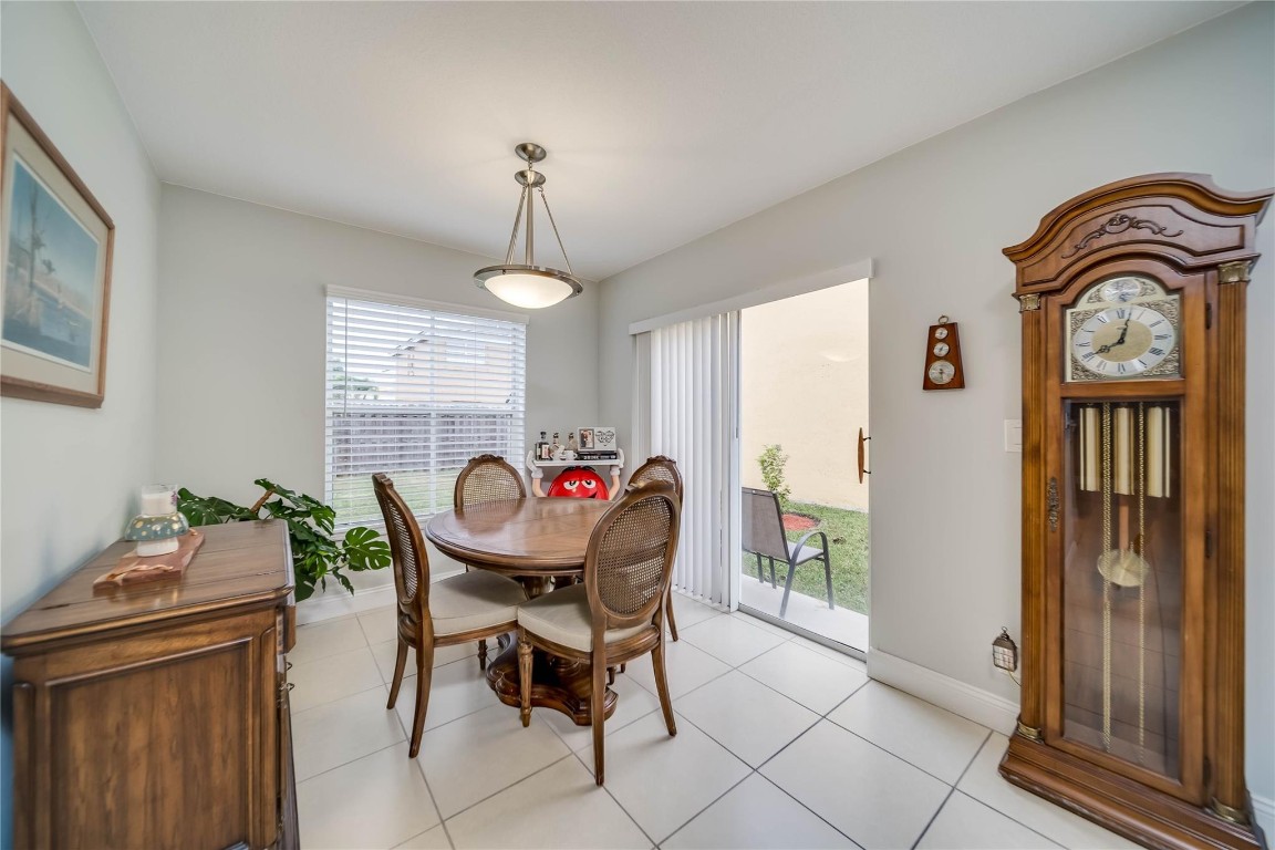 6451 Rock Beauty Ter