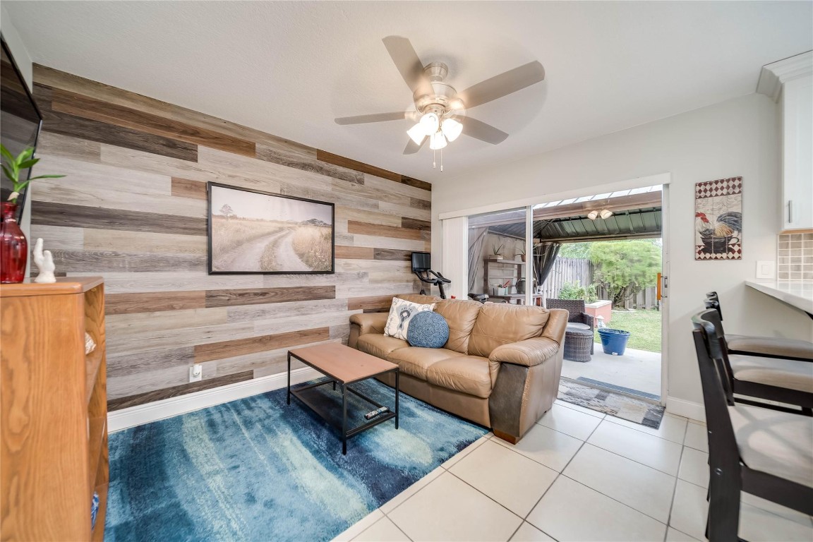 6451 Rock Beauty Ter