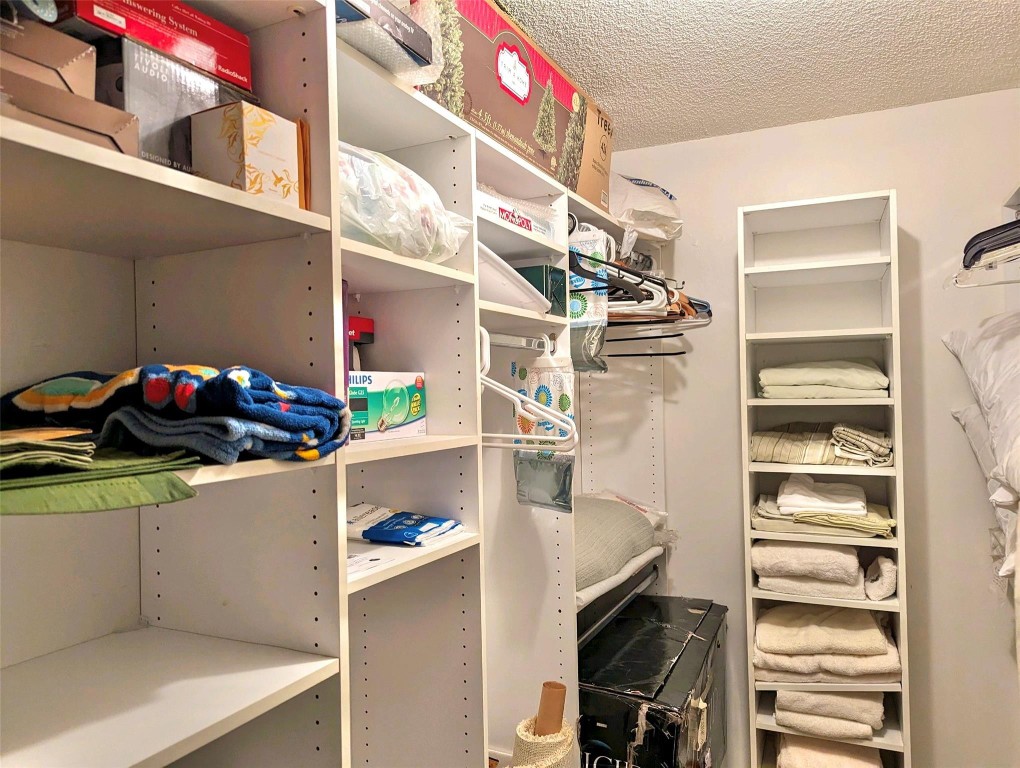 2731 NE 14th Street Cswy Unit: 519