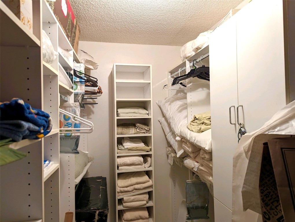 2731 NE 14th Street Cswy Unit: 519