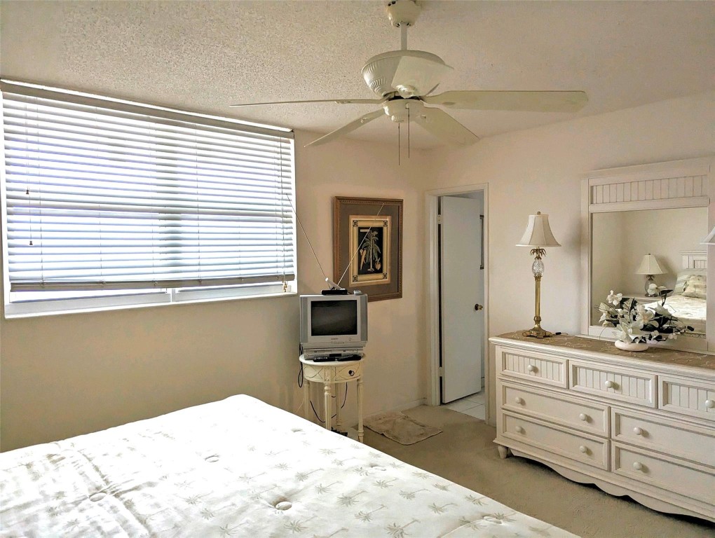 2731 NE 14th Street Cswy Unit: 519