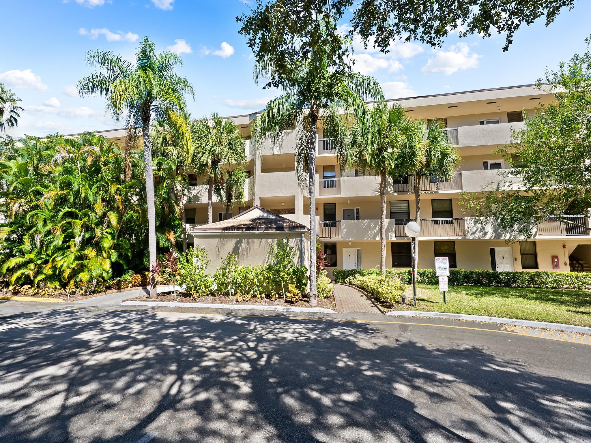 3100 NW 42nd Avenue Unit: D304
