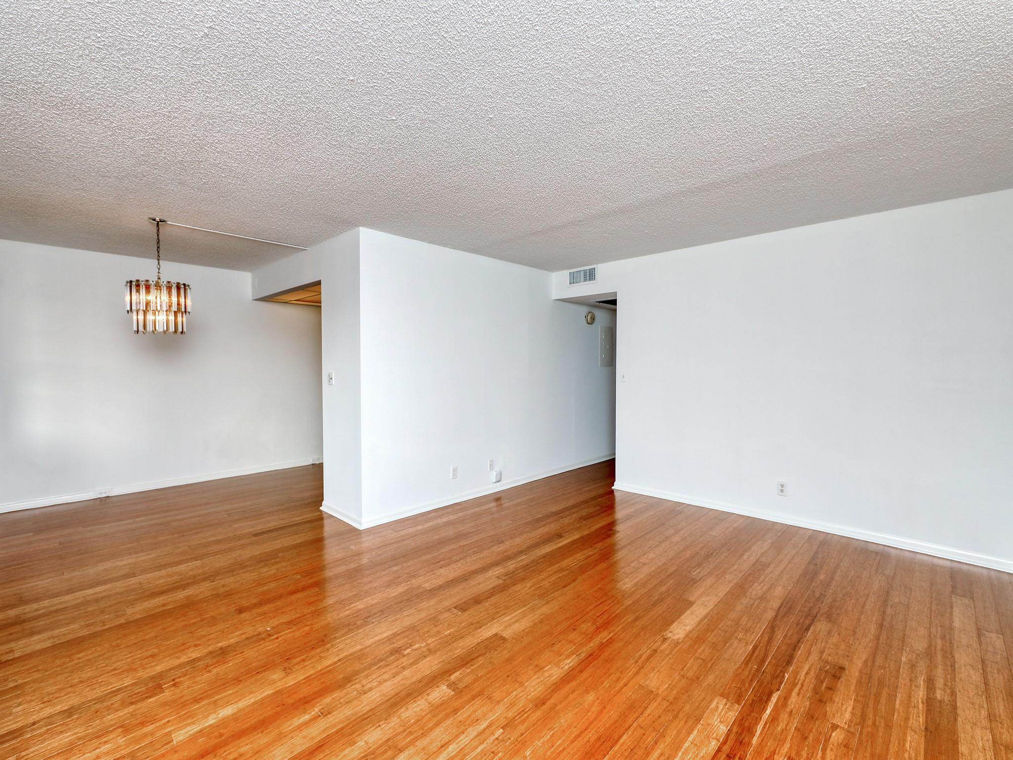 1901 Bermuda Cir Unit: B3